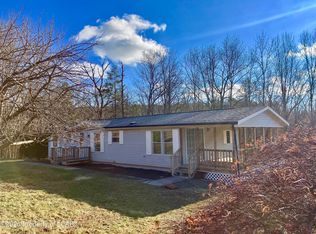 10 Rock Hill Dr, Sugarloaf, PA 18249