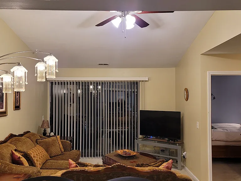 Tv Lounge