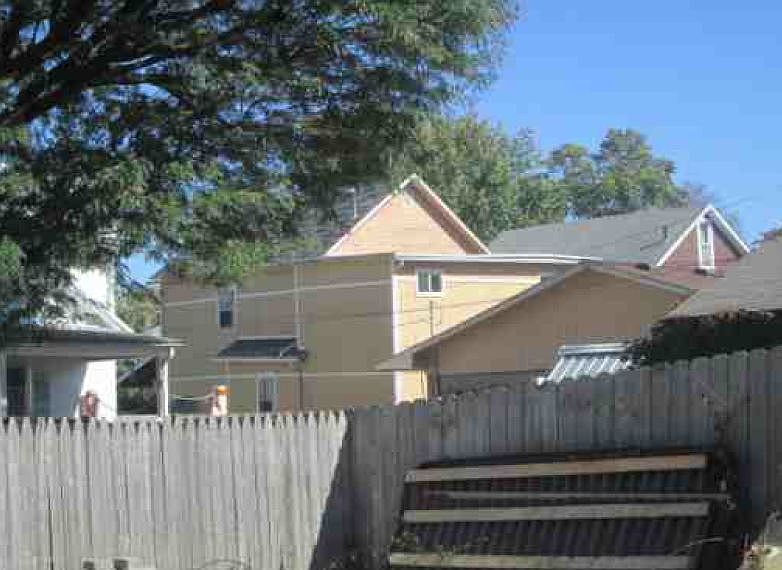 2nd image of 315 Belmont St #1/2