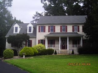 8251 Sugar Wood Dr, Mechanicsville, VA 23116