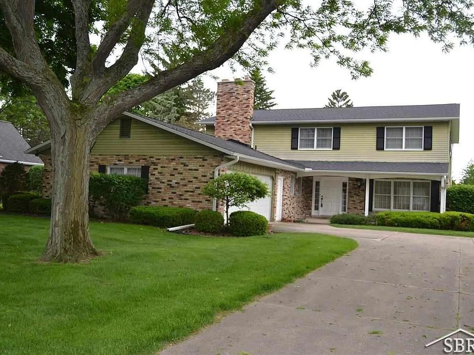 1st image of 471 Canterbury Dr