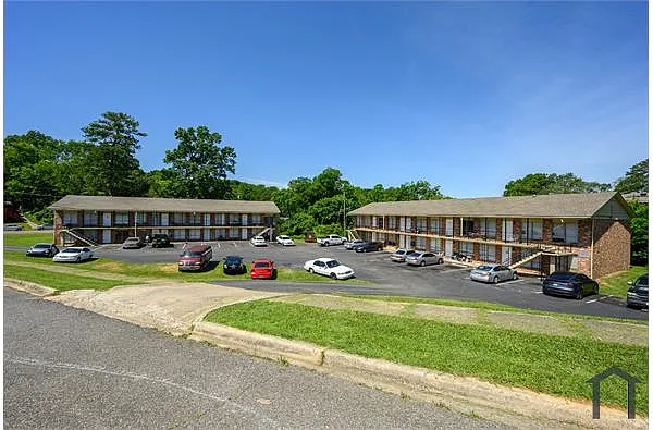 Building Photo - 7720 Madrid Ave