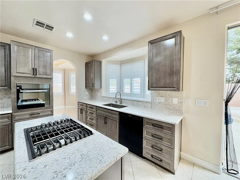 3532 Shemtove Ct — Photo 8