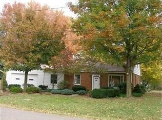 2853 Lynne Rd, Akron, OH 44312