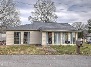 252 Ashville Ave, Mount Carmel, TN 37645