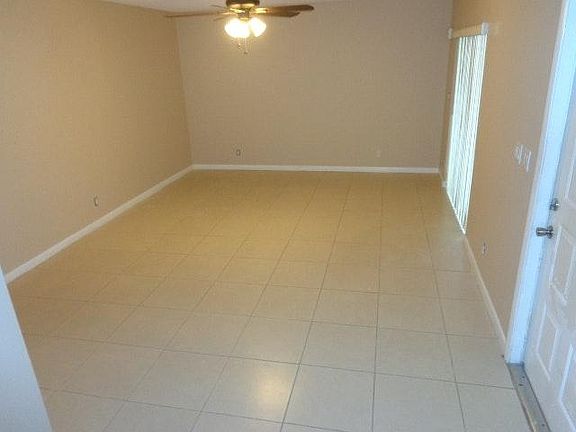 4th image of 2211 White Pine Cir