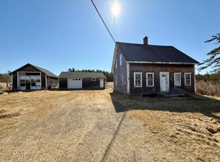 30 Harrison Rd, Dennysville, ME 04628