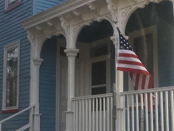 Entrance and porch to Unit B.