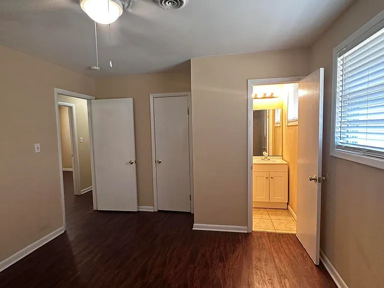 2377 Dublin Dr — Photo 17