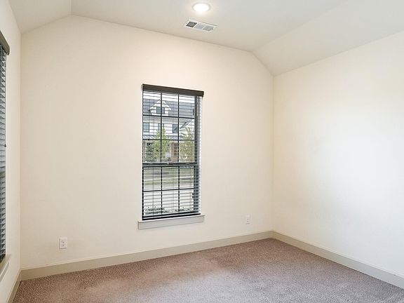 3rd image of 12893 Yale Ct