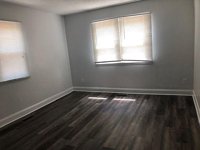 2nd image of 612 Poplar St #A