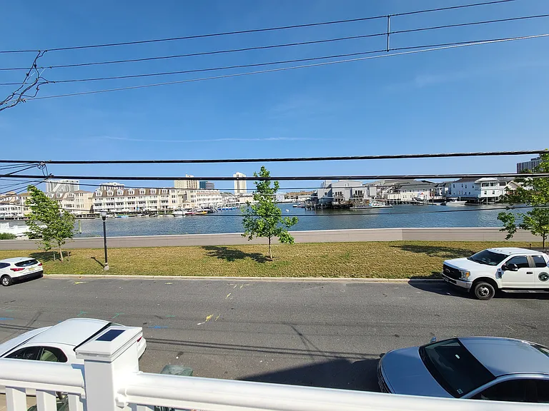 4109 South Blvd — Photo 29
