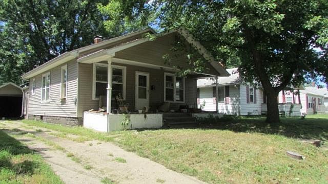 1st image of 309 Woodland St