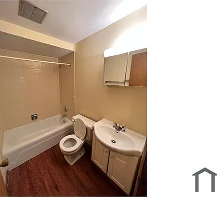 2305 School St #3 — Photo 6