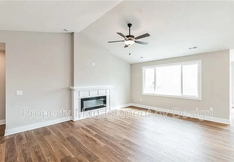 8951 Calpurnia Dr — Photo 1