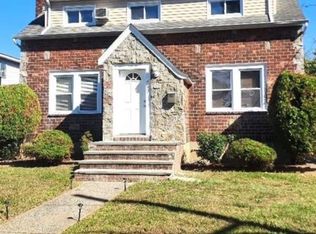 363 Clarendon Rd, Uniondale, NY 11553