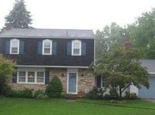 3 Northview Rd, New Cumberland, PA 17070