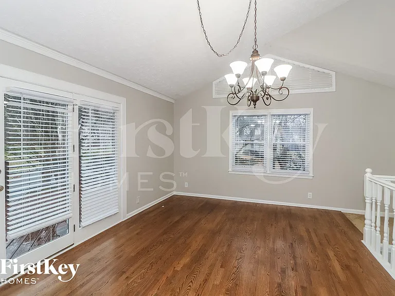 815 Old Spring Way — Photo 5