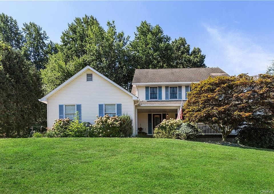 1st image of 31 Reginald Dr