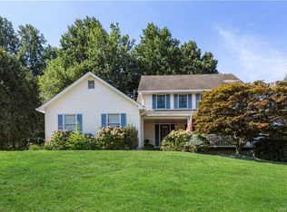 31 Reginald Dr, Congers, NY 10920