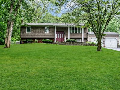 38 McArthur Lane, Smithtown, NY, 11787