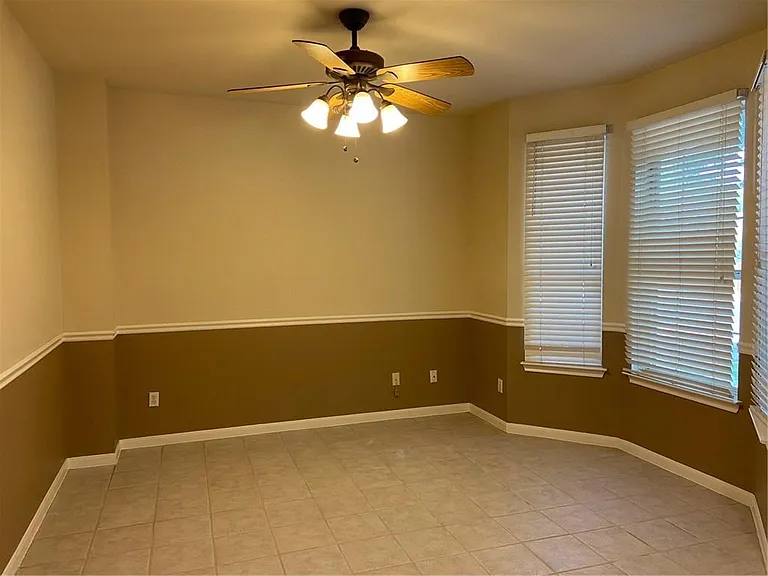 8811 Glen Canyon Dr — Photo 4