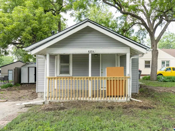 6254 Leighton Ave, Lincoln, NE 68507