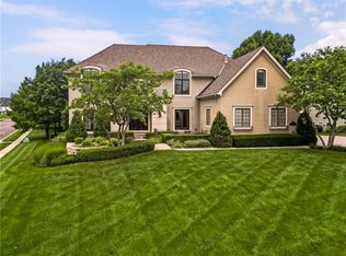 14032 Melrose St, Overland Park, KS 66221
