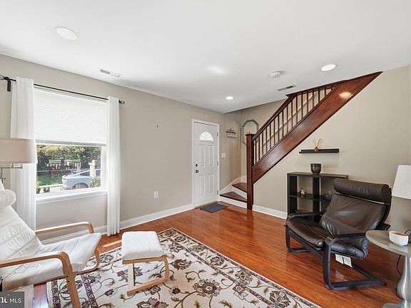 5th image of 33 Eastship Rd