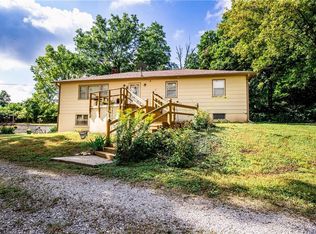 7497 Nickel Rd, Mound City, KS 66056