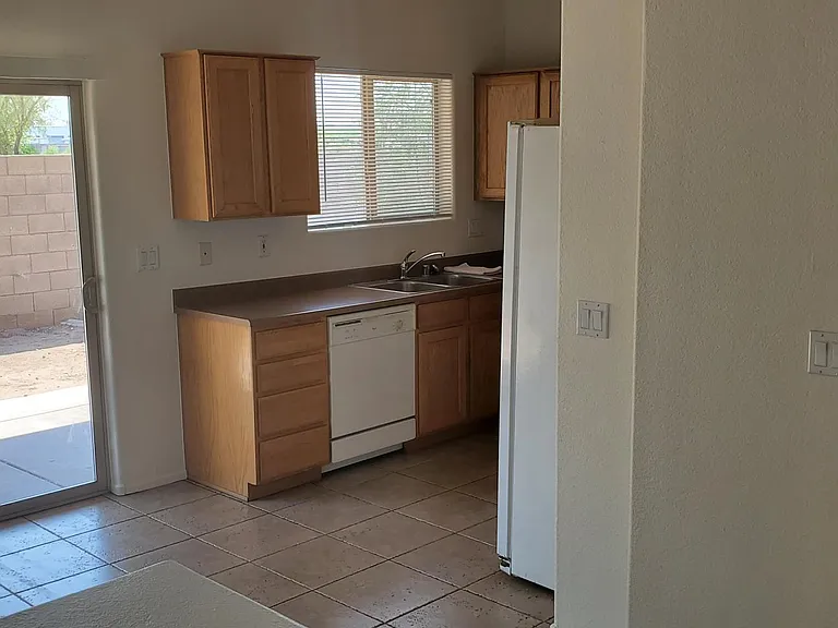 Dining Room/Kitchen