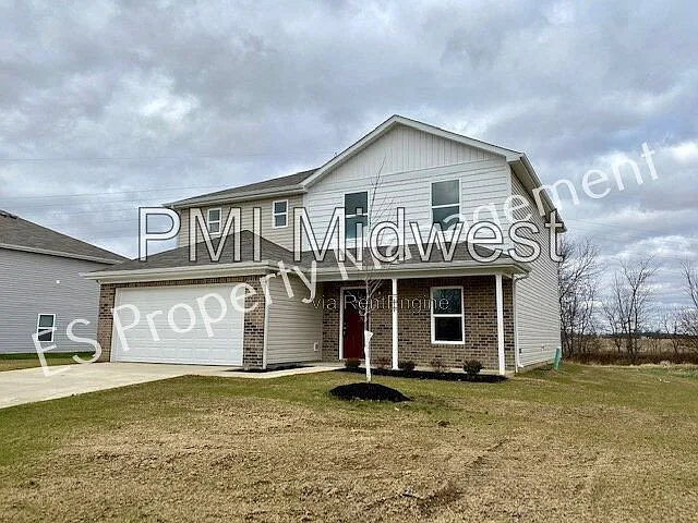 5 bed, 3.0 bath, 2405 sqft, $2,000 — Photo 2
