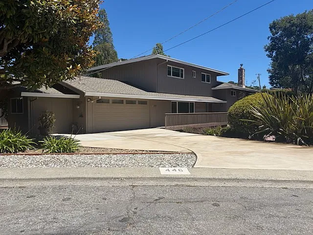 4 bed, 2474 sqft, $6,750 — Photo 2