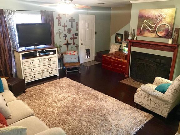 3rd image of 120 Mimosa Pl APT G