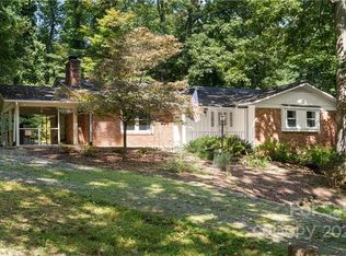 7 Chippewa Ln Hendersonville NC 28791 Zillow