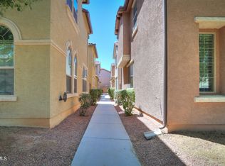 1384 S Ponderosa Dr, Gilbert, AZ 85296