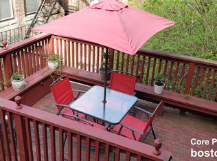 50 Phillips St APT 4, Boston, MA 02114