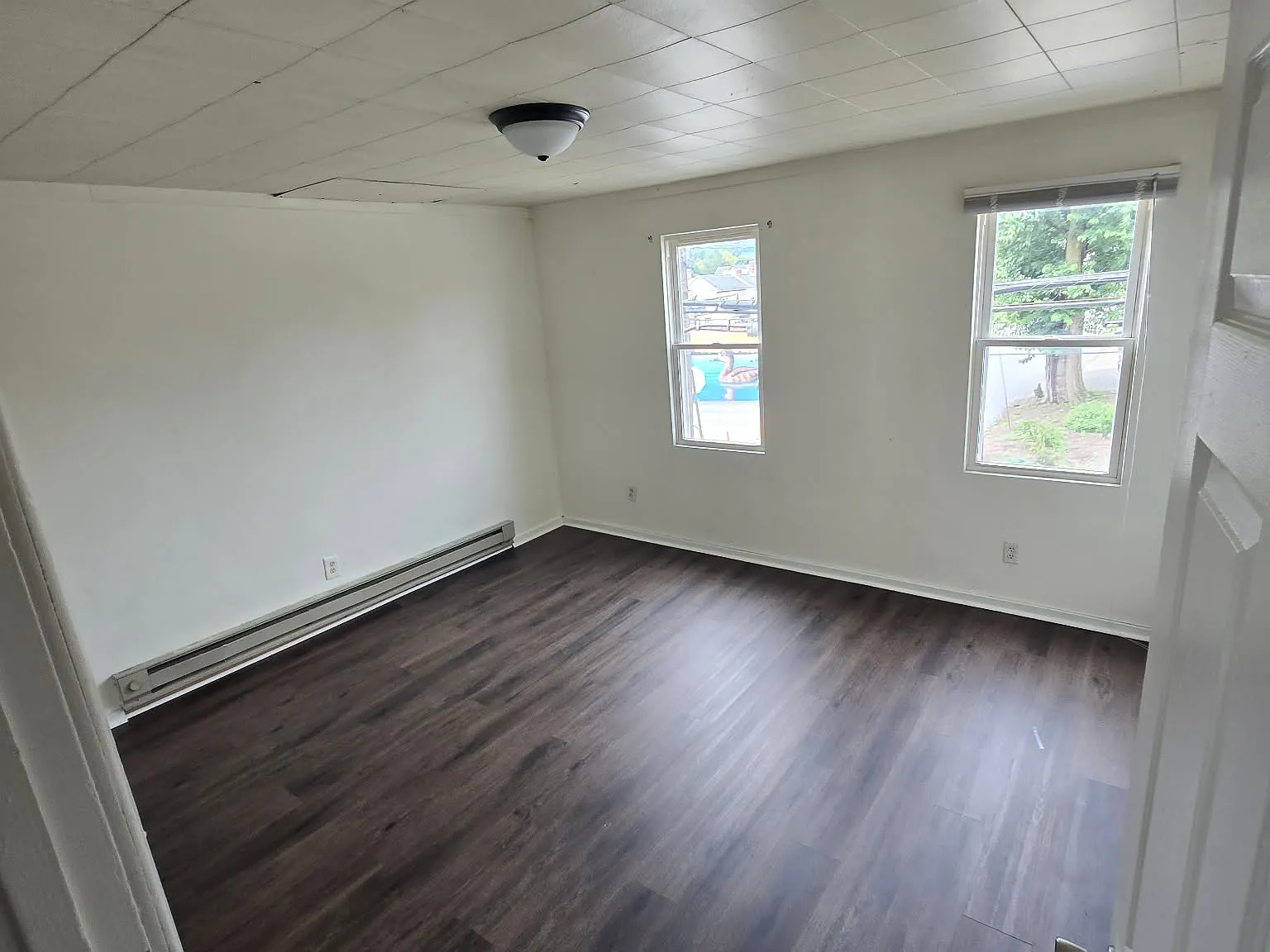 1 bed, 900 sqft, $800 — Photo 2