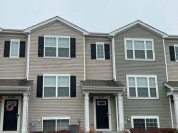 2373 Upland Rd, Hampshire, IL 60140