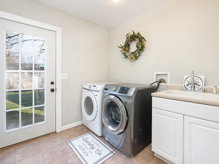 Laundry Room Cabinet