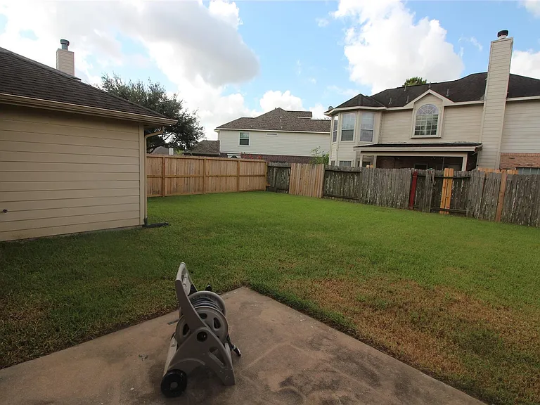 16531 Sperry Gardens Dr — Photo 28