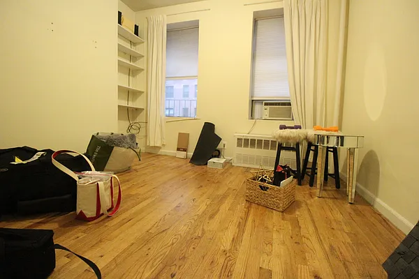 Rented by Luxor Homes & Investment Realty | media 8