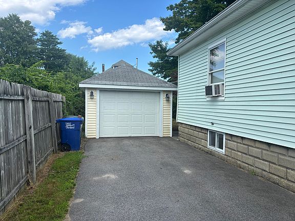 3rd image of 20 Kelley Street