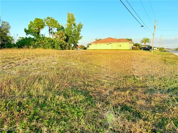 1723 NW 26th St, Cape Coral, FL 33993