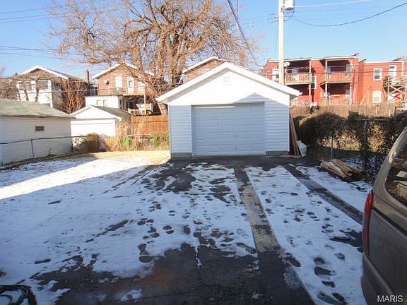 5th image of 5315 Sutherland Ave