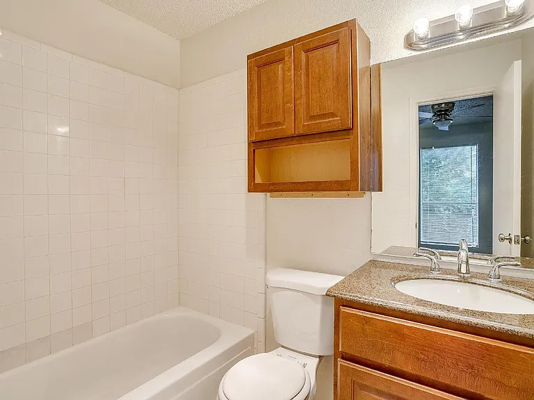 10265 Aurora Dr — Photo 11