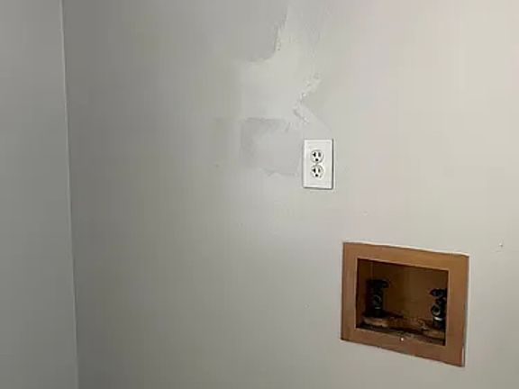 4th image of 2615 Indigo Ave