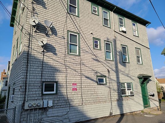 3rd image of 546 4th St
