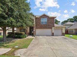 749 Fannin Dr, Lavon, TX 75166