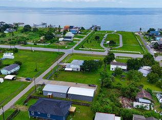 215 22nd St, San Leon, TX 77539